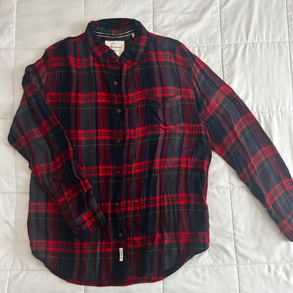 Weatherproof Vintage Mens Red Navy Blue Plaid Rayon Button Down Shirt Size M